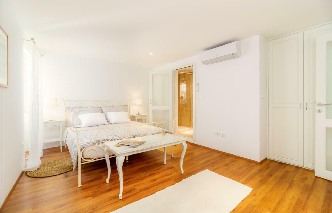 Felix Apartment Rovinj Bagian luar foto