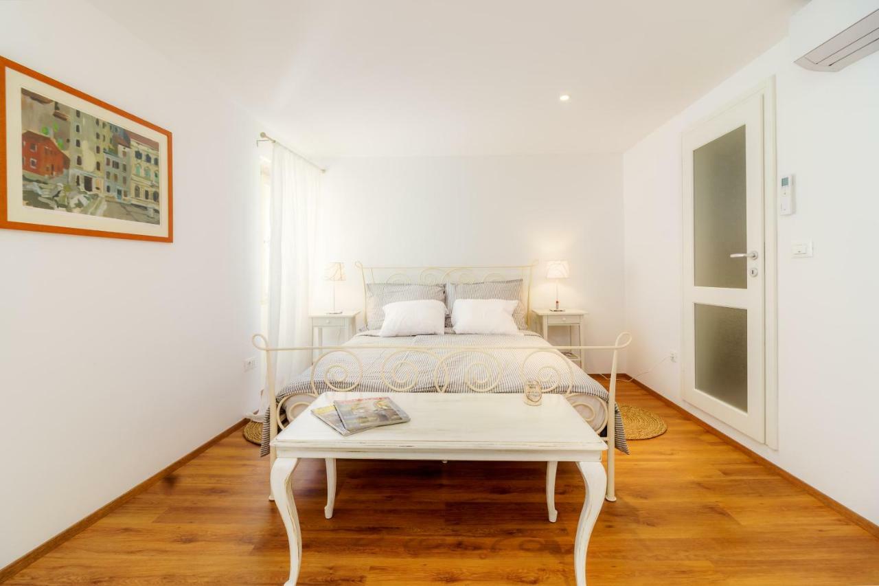 Felix Apartment Rovinj Bagian luar foto